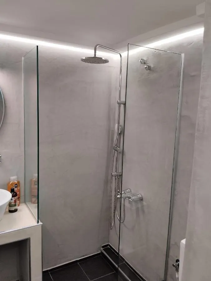 Pansea 04 Exclusive Suites Thessaloniki Apartment